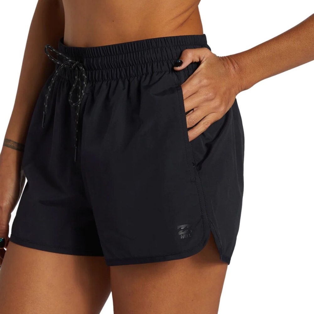 [NEW WITH TAGS] Billabong Adventure Short